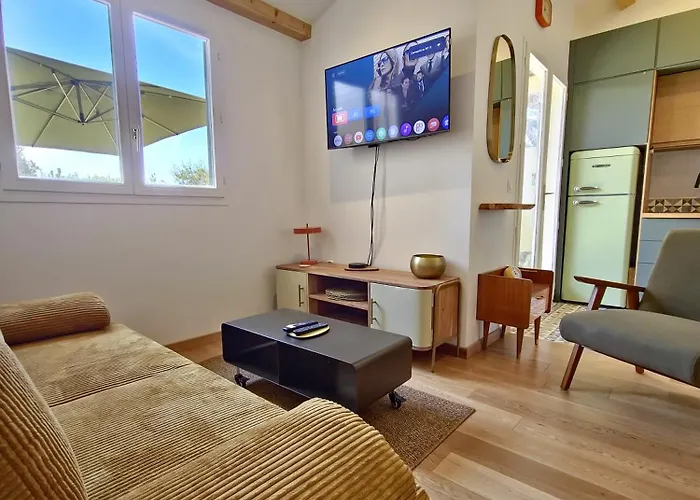 Le Mazet Du Sud * 勒拉旺杜