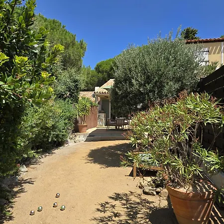 Le Mazet Du Sud בית נופש